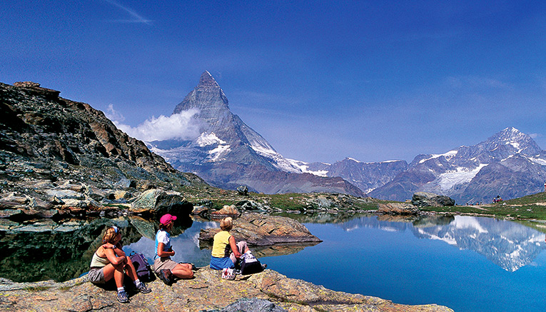 Wswi-switzerland-walking